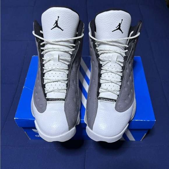 Jordan 13 Retro Atmosphere Grey 2019 Size 10.5 main image 6